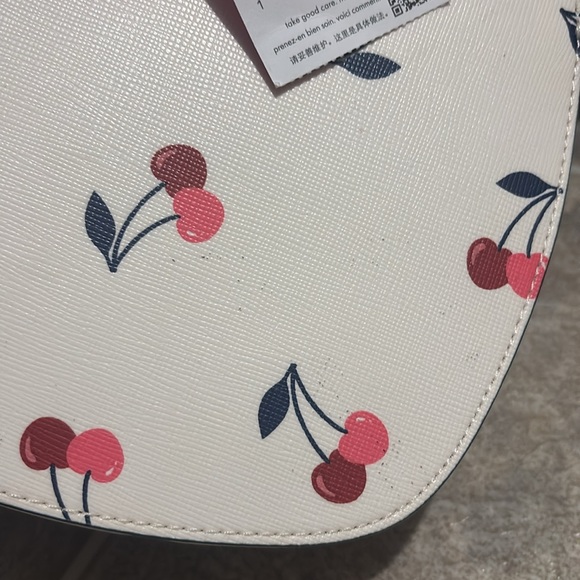 Kate Spade White and Red Crossbody Bag Modern Design - Picture 5 of 7